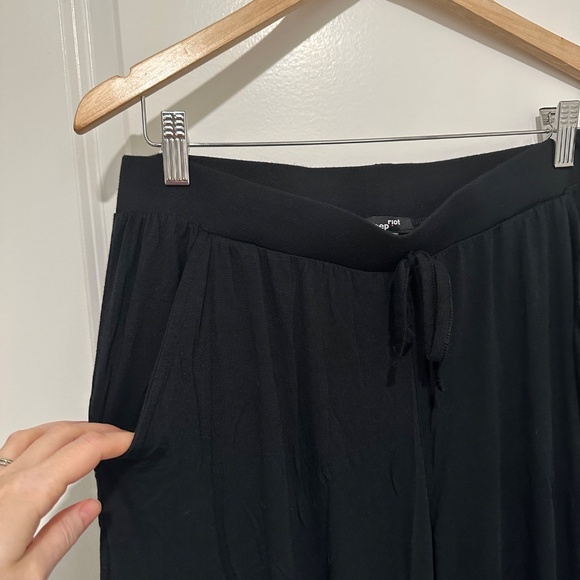 Sleep Riot | Women’s 3 Piece Modal Pajama PJ Set Shirt Shorts Pants Size Large - Picture 8 of 11